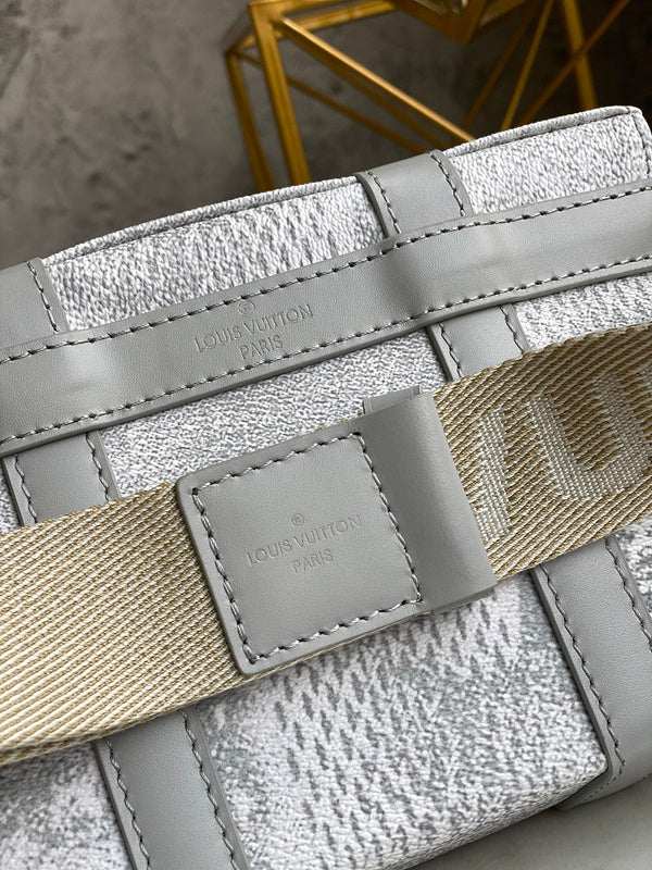 LOV2 Bags - Luxurious Bags  1176