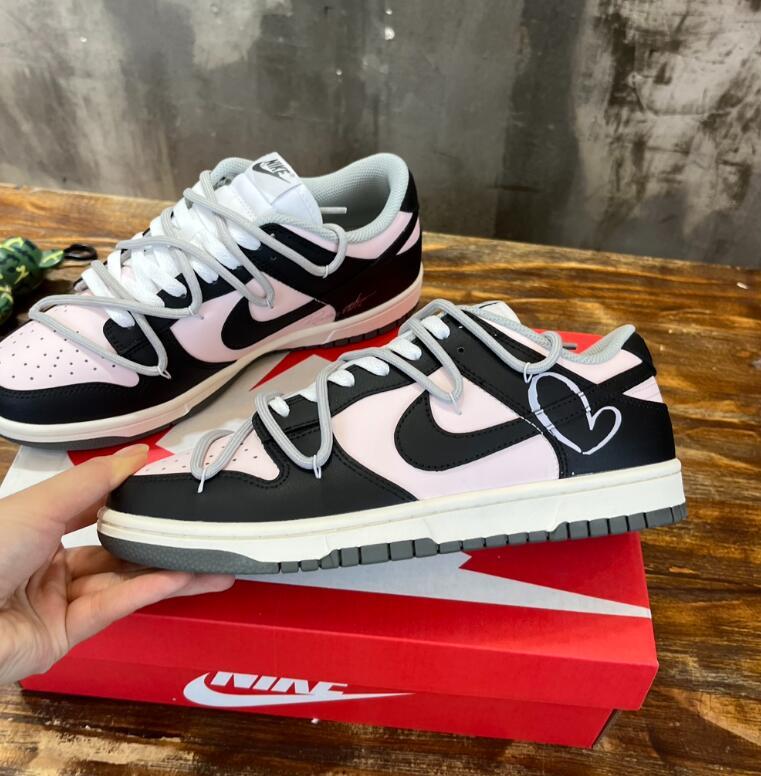 SAMC - NKE Shoes - 247