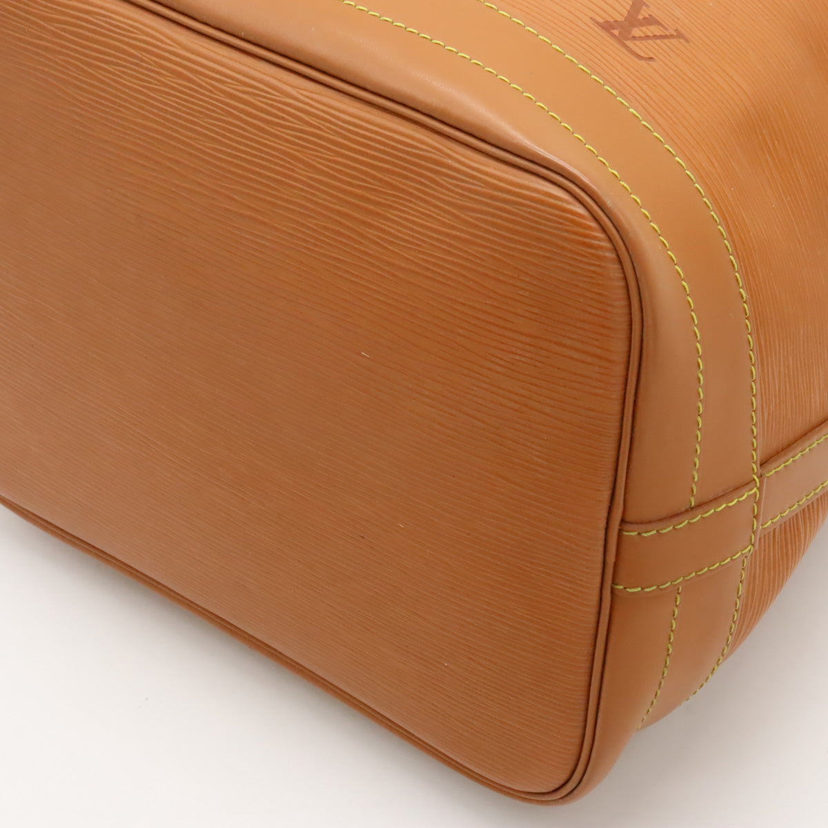 Louis Vuitton Epi Noe Shoulder Bag Camel M44008