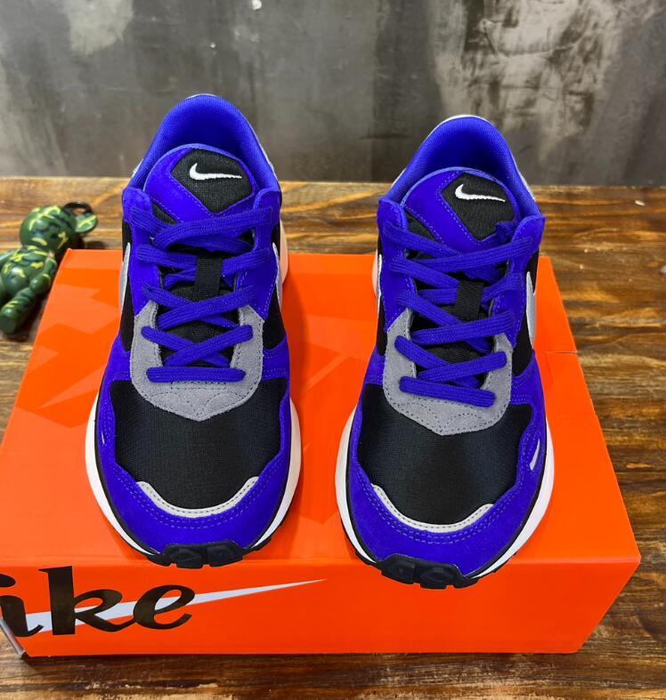 SAMC - NKE Shoes - 260