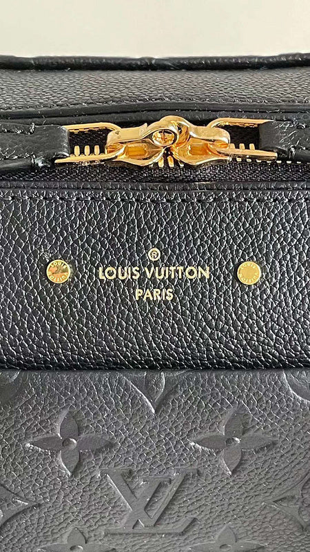 LOV2 Bags - Luxurious Bags  1115