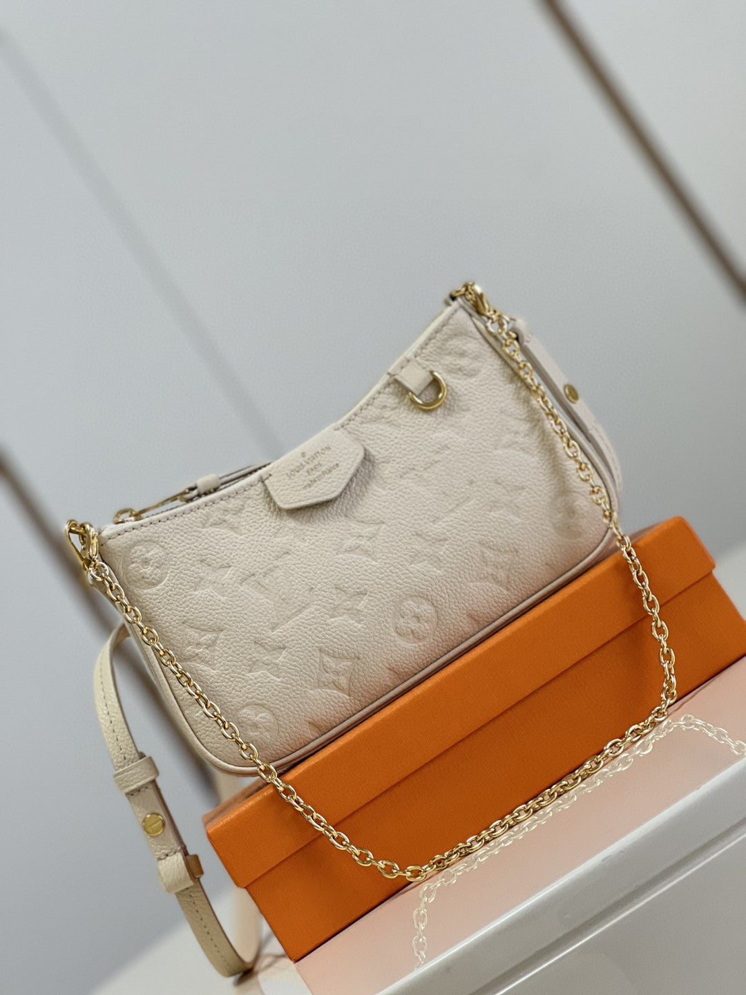 LV Easy Pouch On Strap Monogram Empreinte CrÃƒÂ¨me White For Spring, WomenÃ¢â‚¬â„¢s Handbags, Shoulder Bags 7.5in/19cm LV M81066