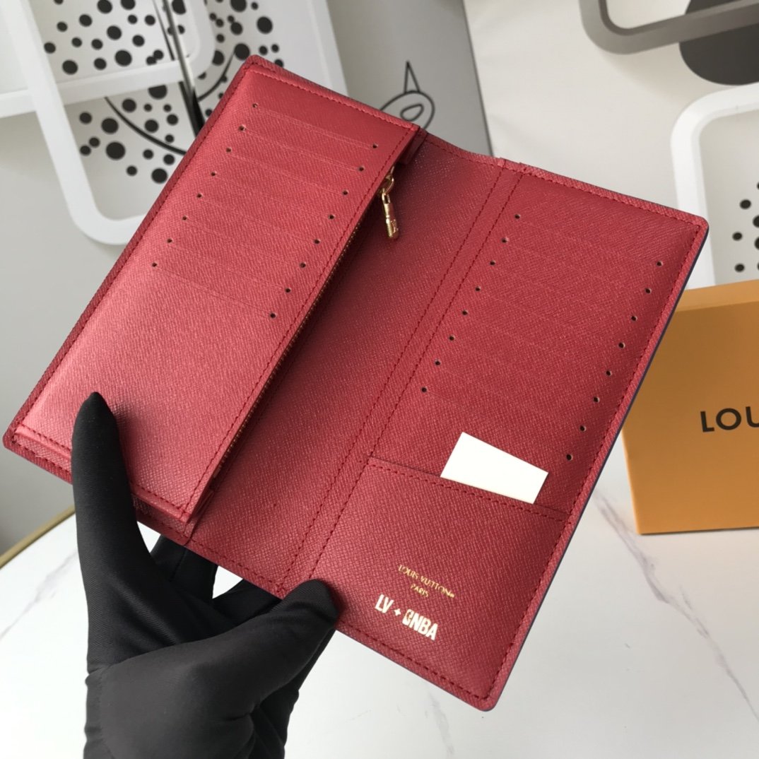 EN - New Arrival Wallet LUV 032