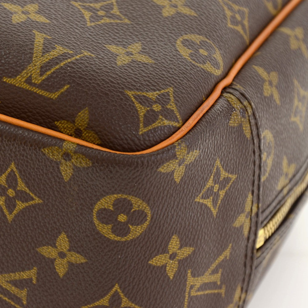 Louis Vuitto Deauville Monogram Canvas Handbag