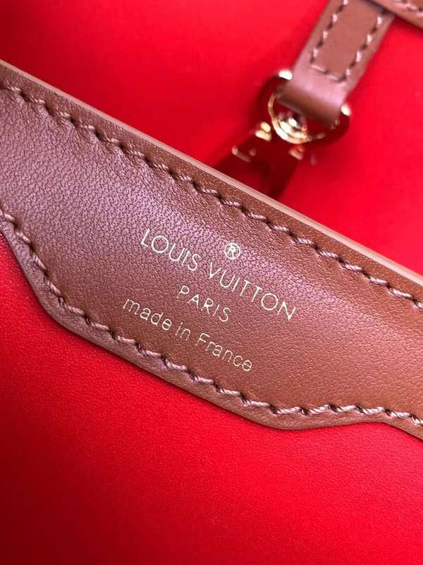 LOV2 Bags - Luxurious Bags  1108