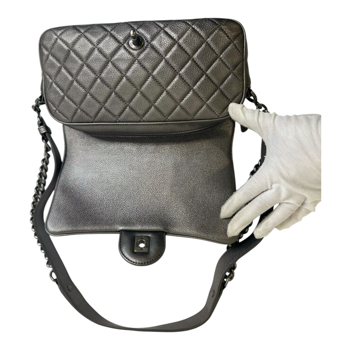 Chanel Metallic Calfskin Quilted Small Casual Rock Flap Silver