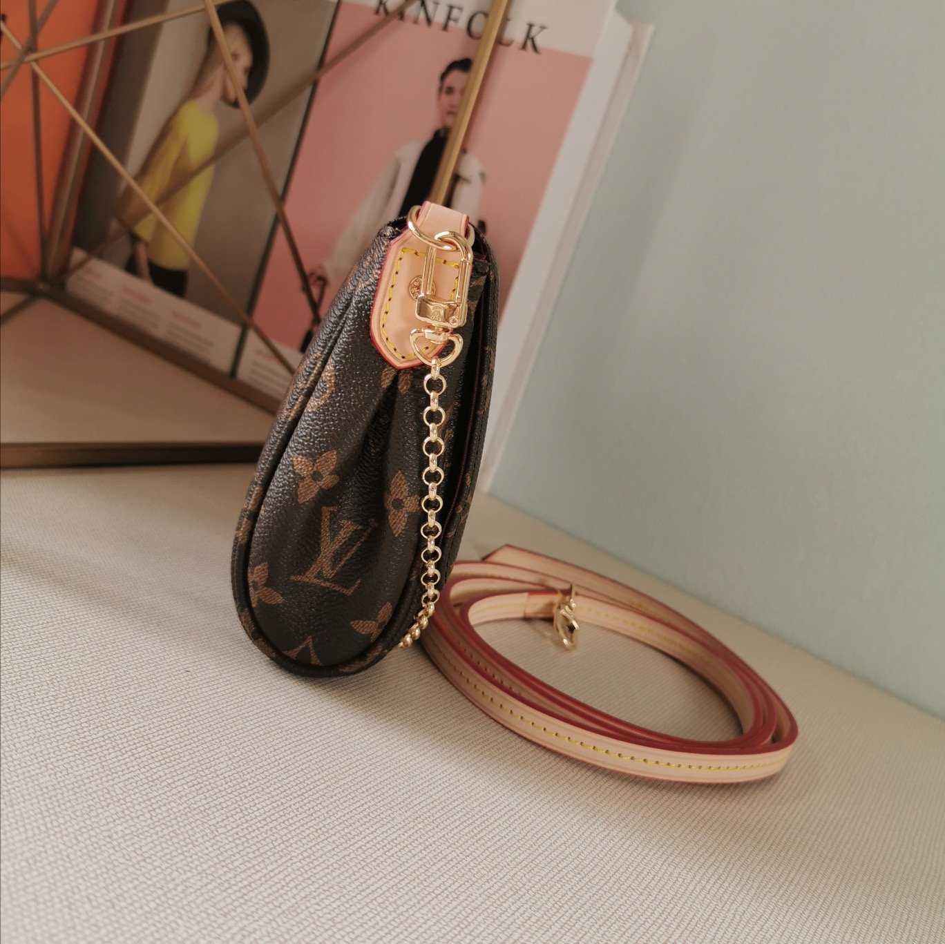 EN - New Arrival Bags LUV 202