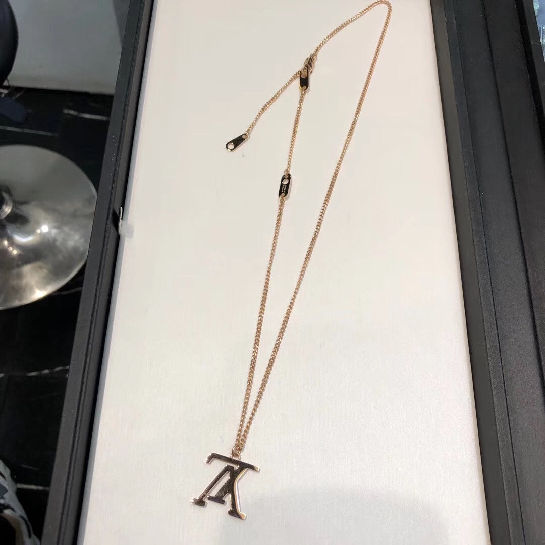 LV Necklaces 012