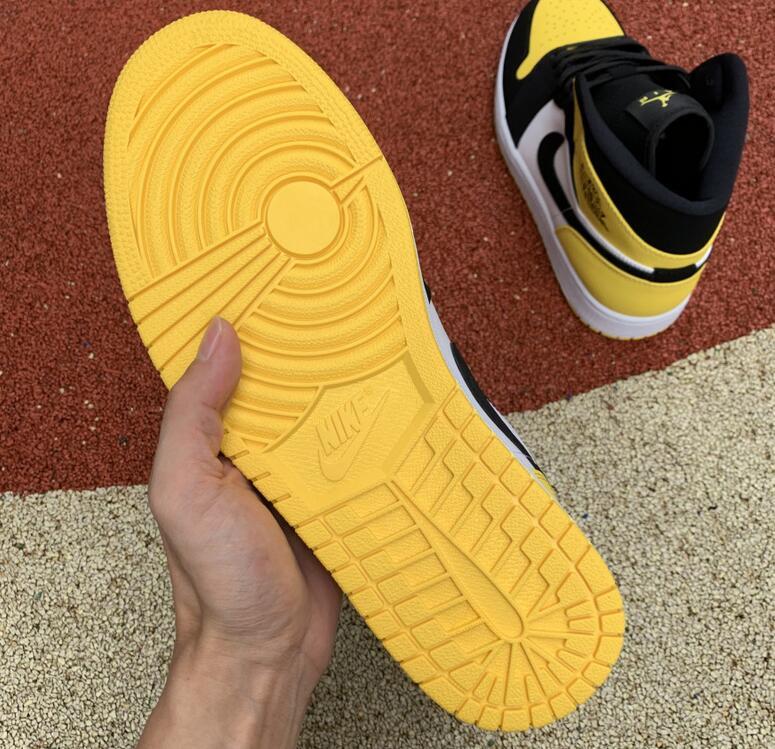 SAMC - NKE Shoes - 1487
