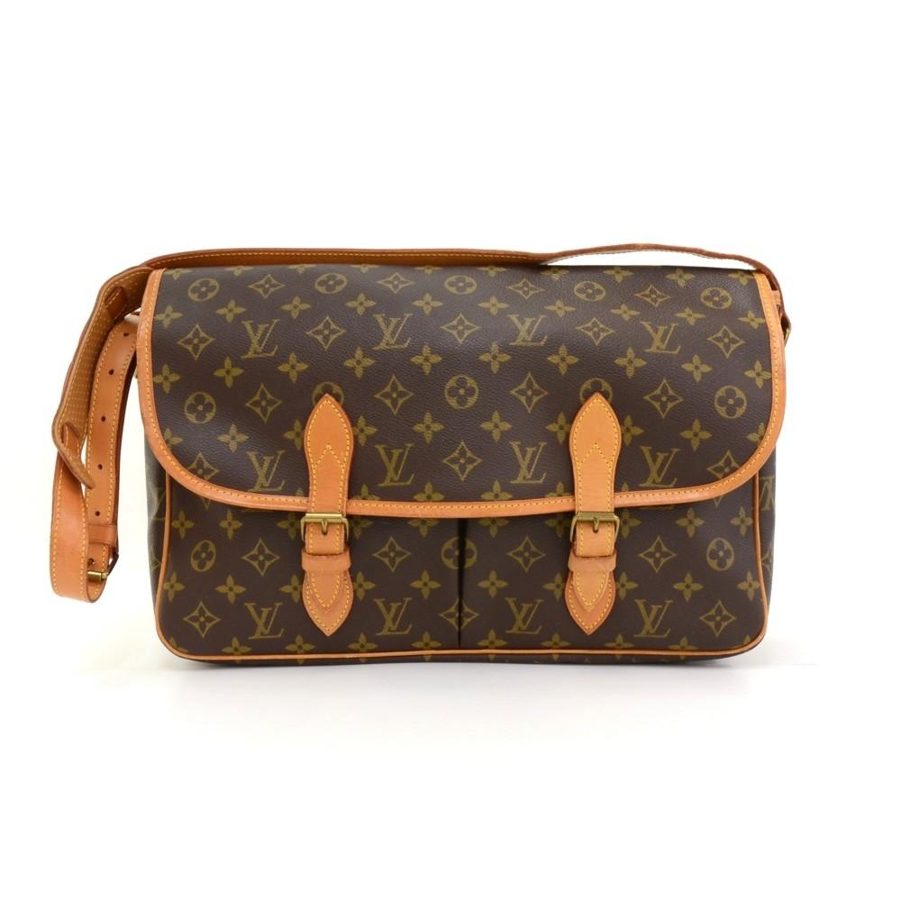 Louis Vuitto Sac Gibeciere GM