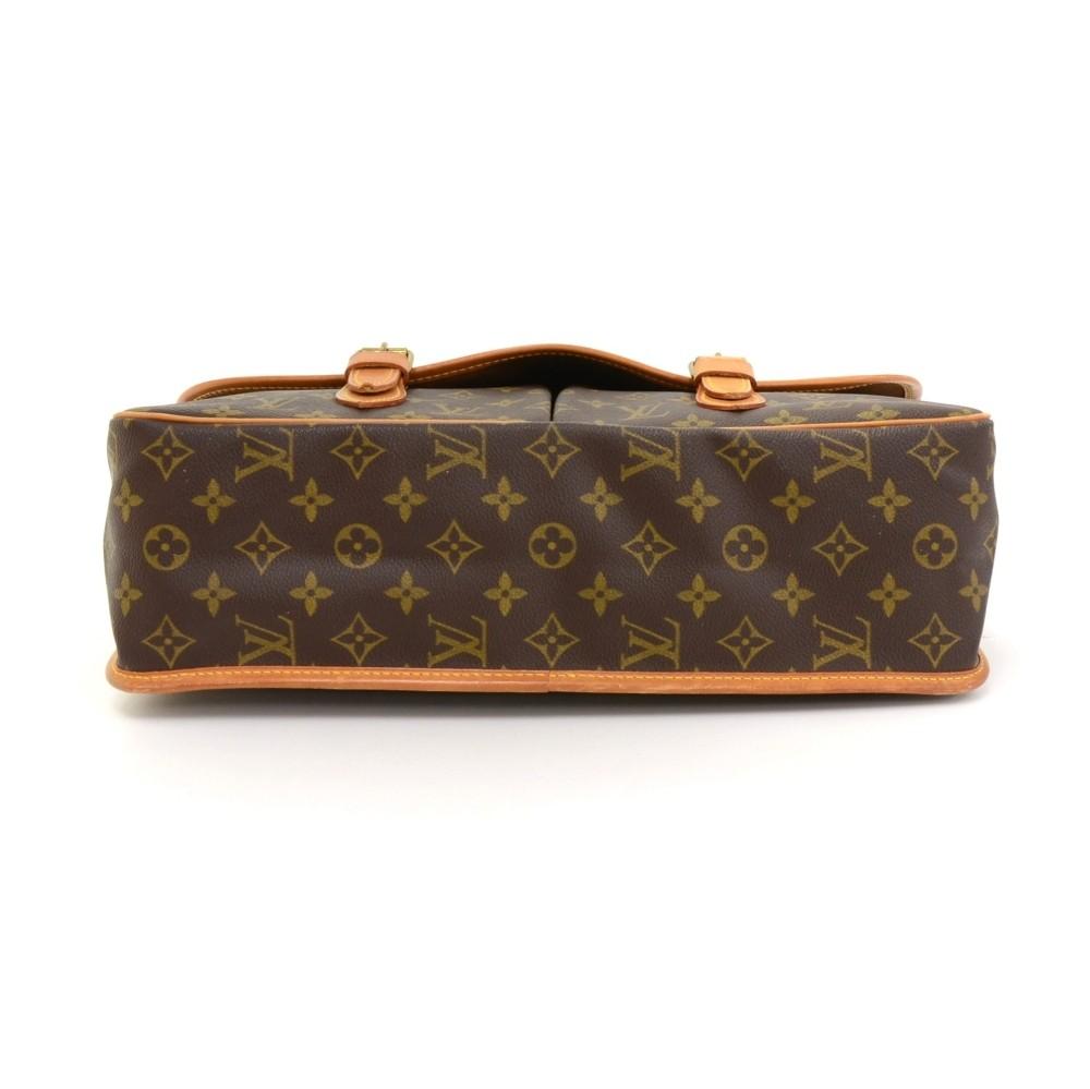 Louis Vuitto Sac Gibeciere GM