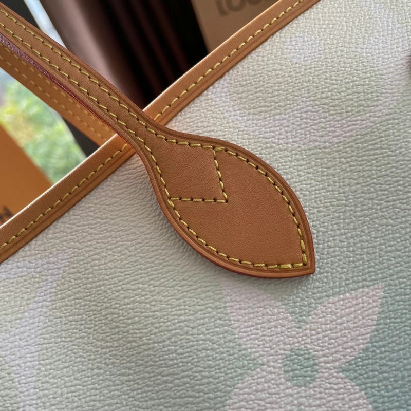 LOV2 Bags - Luxurious Bags  2535