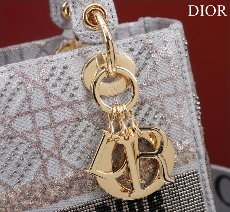 Glami Fashion - DIR Bags - 2019