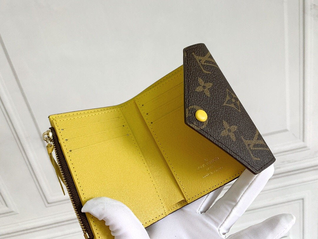 EN - New Arrival Wallet LUV 115