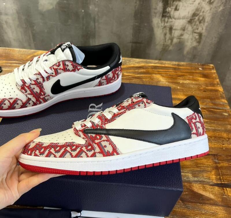 SAMC - NKE Shoes - 460