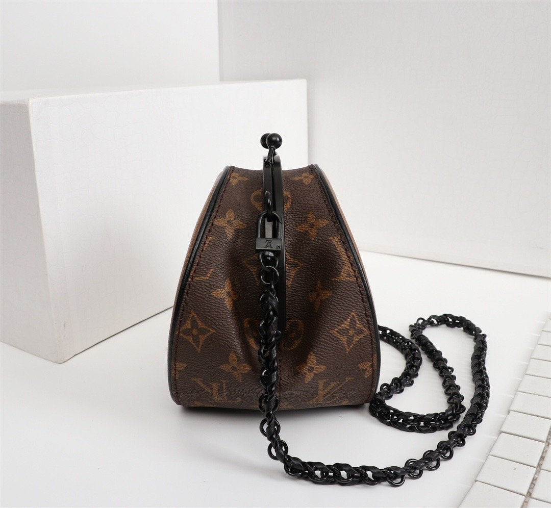 EN - New Arrival Bags LUV 227