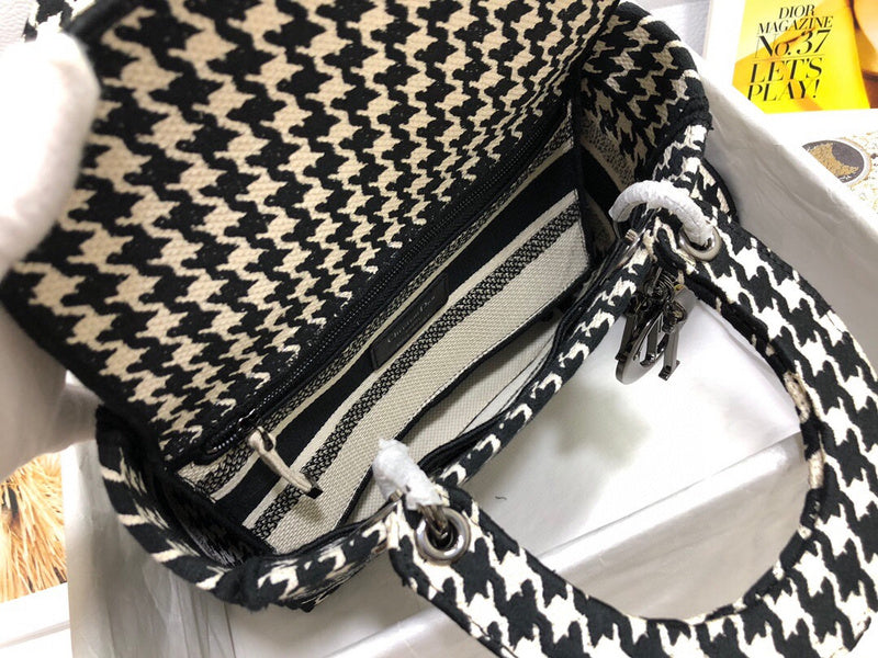 ELE - Dir Bags - 1639