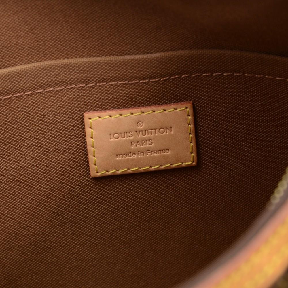 Louis Vuitto Thames PM Shoulder Bag