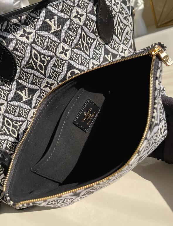 SAMC - LOV Bags - 2551