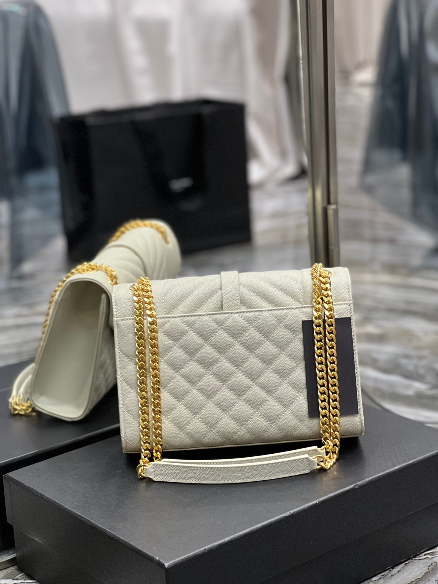 GLAMI Envelope MeGLAMIum Chain Bag White For Women, Women’s Bags 9.4in/24cm YSL