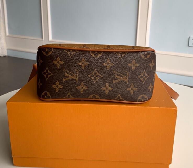 SAMC - LOV Bags - 3162