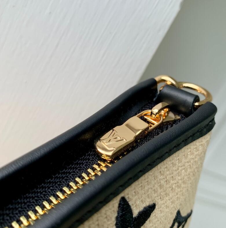 SAMC - LOV Bags - 1070