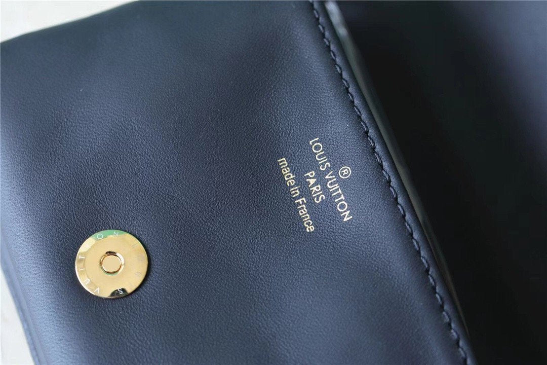 LV Beltbag Coussin Monogram Black For Women, WomenÃ¢â‚¬â„¢s Handbags, Shoulder And Crossbody Bags 5.1in/13cm LV