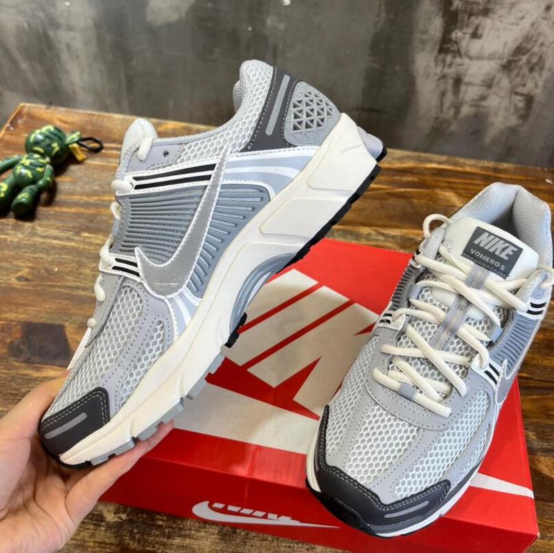 SAMC - NKE Shoes - 501