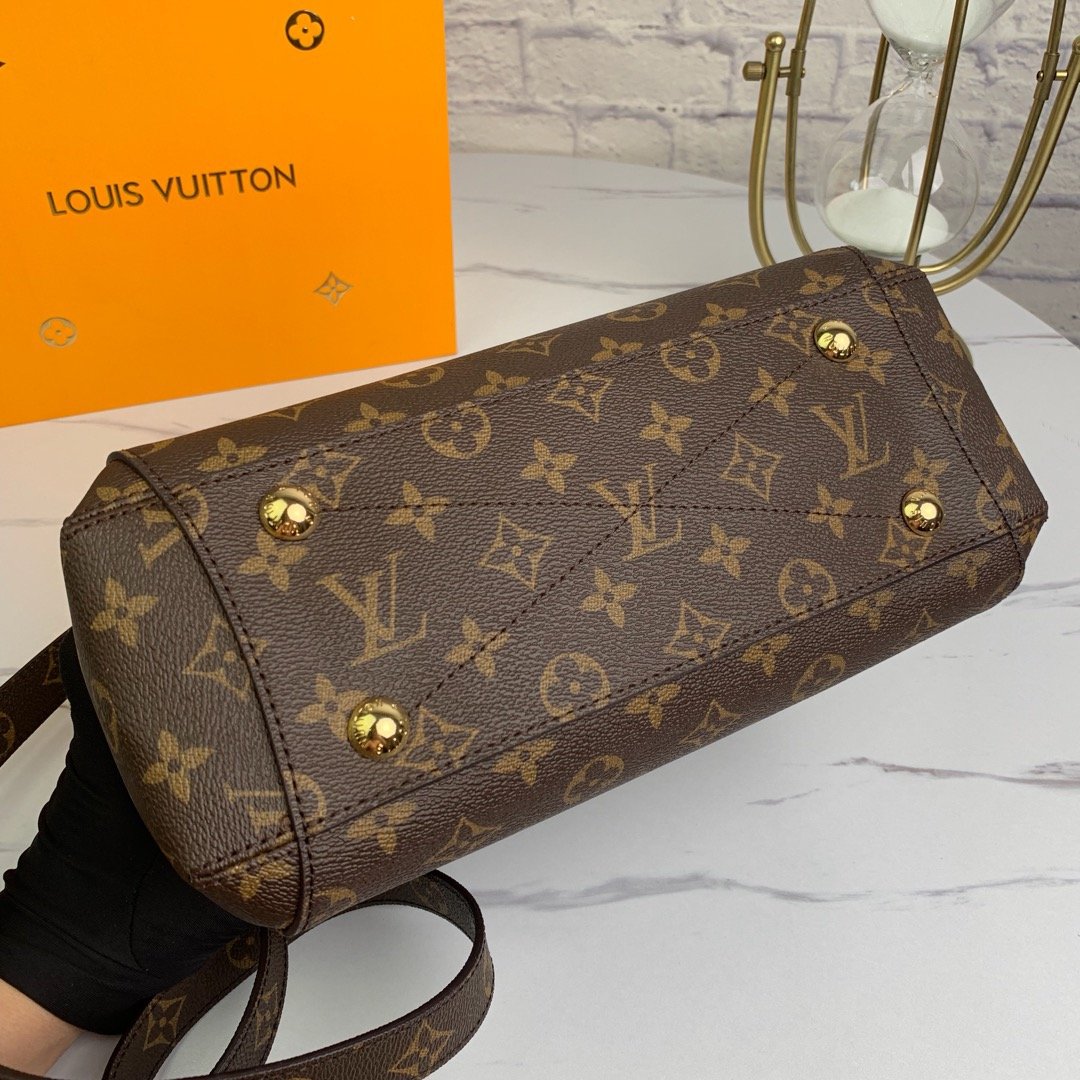 EN - New Arrival Bags LUV 297