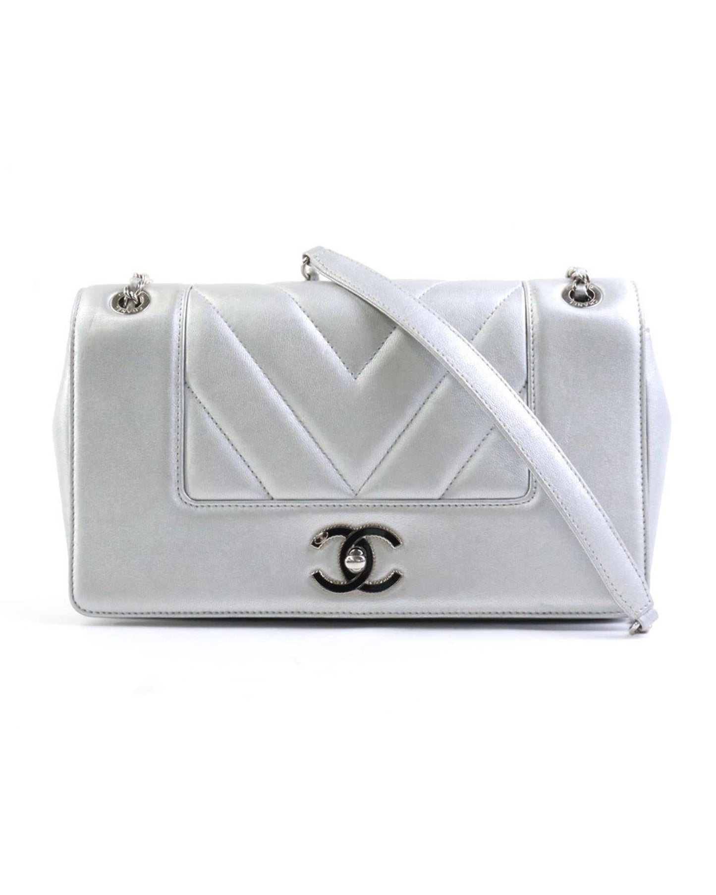 Chanel Chanel 19 Shoulder Bag Quilted