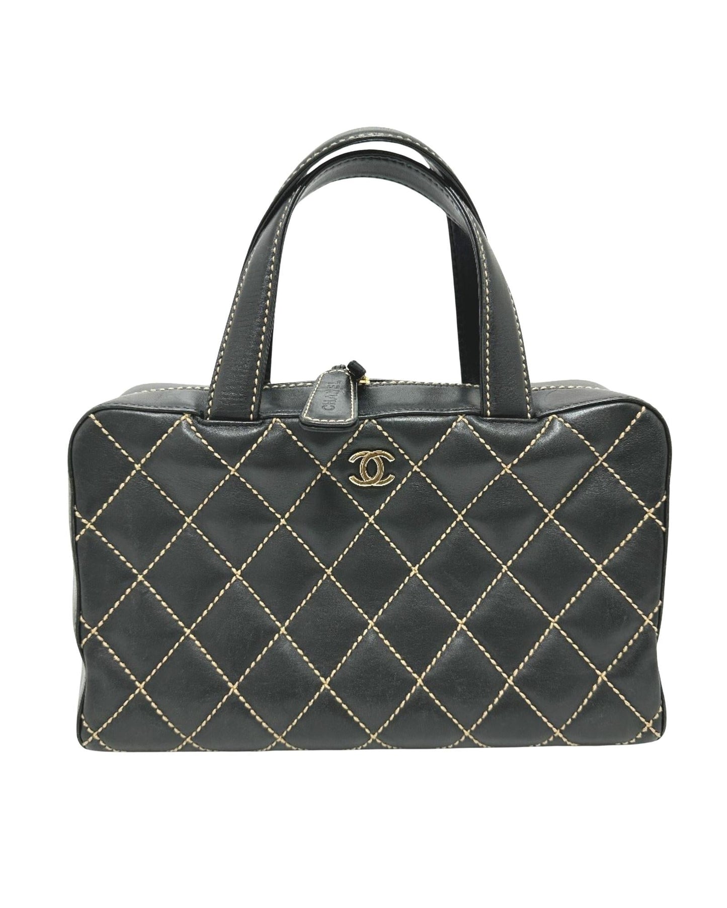 Chanel Quilted Leather Handbag Diamond Style