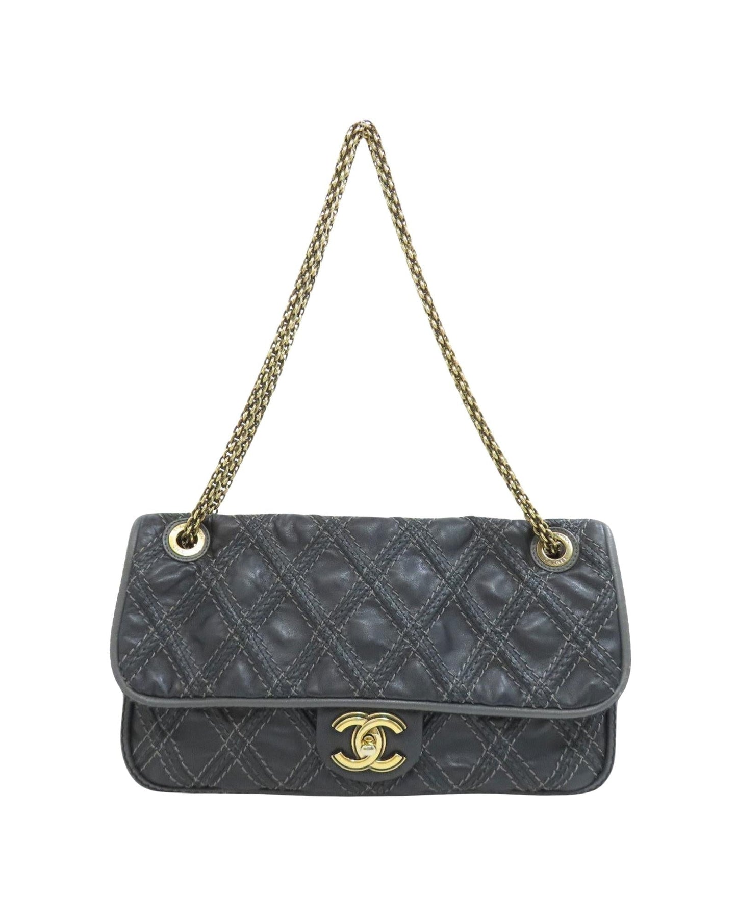 Chanel Chain Bag Diamond Quilted Style