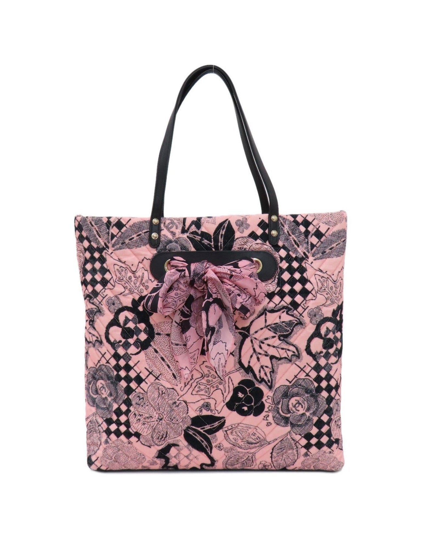 Chanel Floral Quilted ToteModelTote Bag