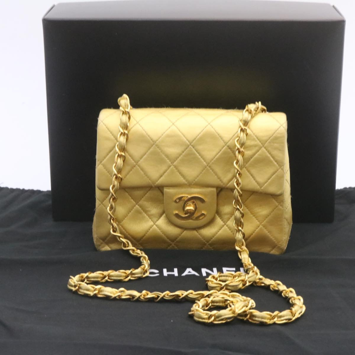 CHANEL Matelasse Chain Flap Shoulder Bag Leather Gold CC 25305A