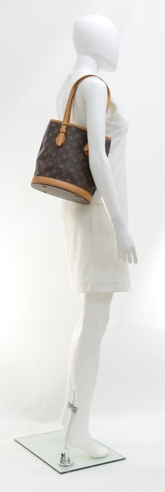 Louis Vuitto Bucket PM Shoulder Bag