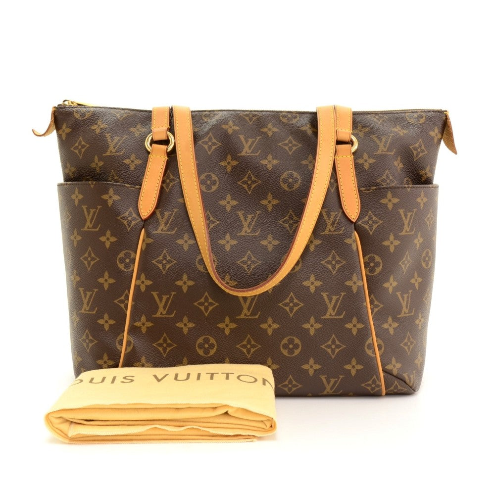 Louis Vuitto Totally MM Handbag