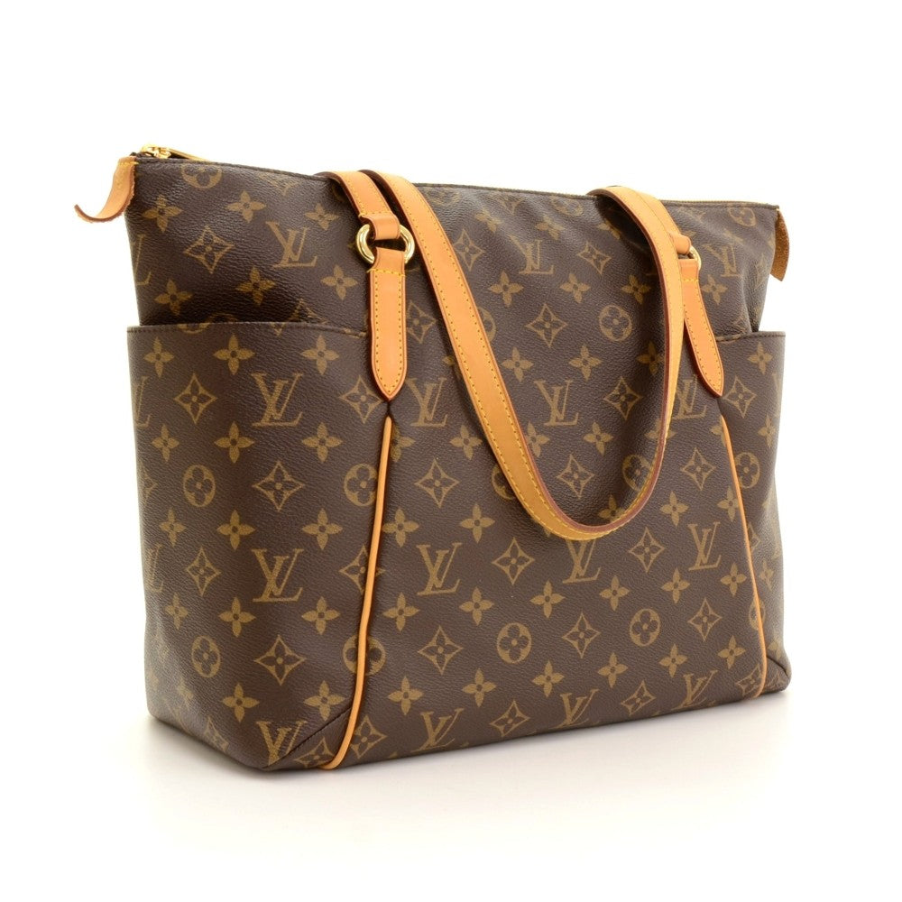 Louis Vuitto Totally MM Handbag