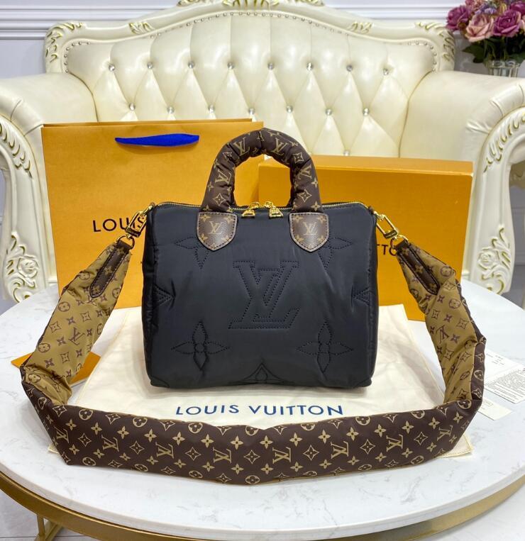 SAMC - LOV Bags - 1931