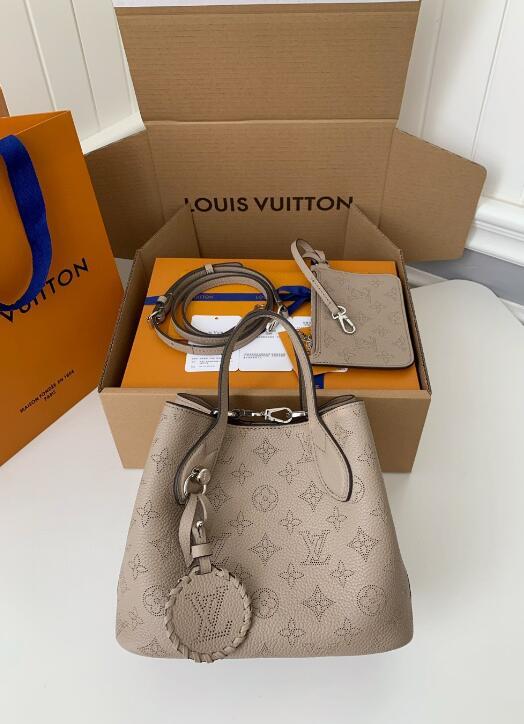 SAMC - LOV Bags - 1321