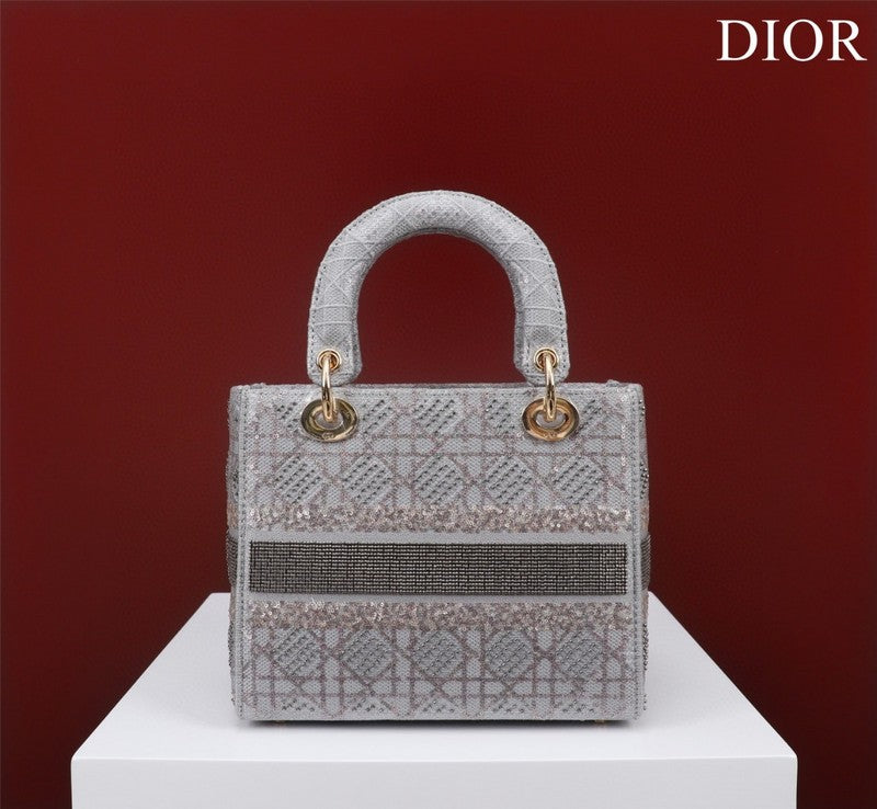 ELE - Dir Bags - 2019
