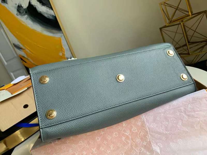 LOV2 Bags - Luxurious Bags  1039