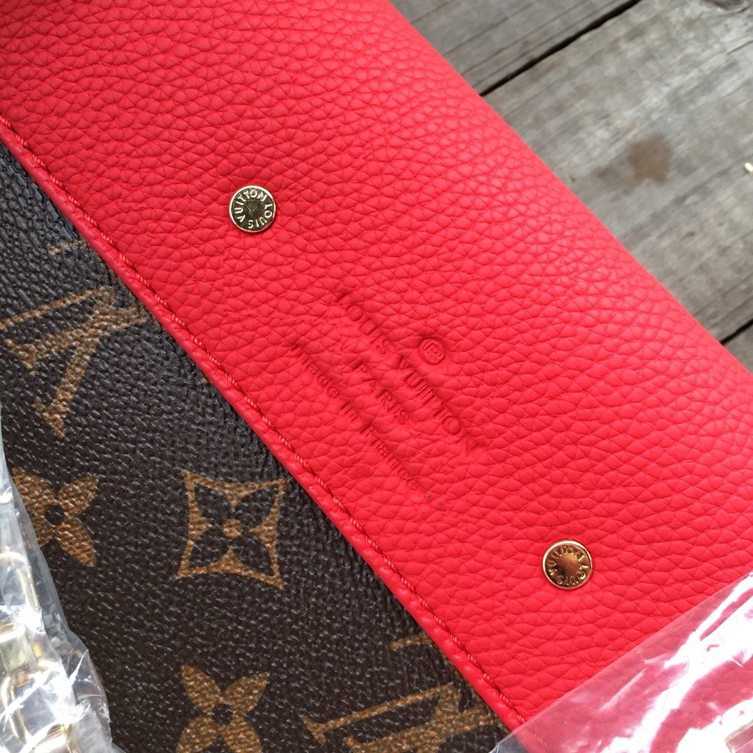 EN - New Arrival Bags LUV 210