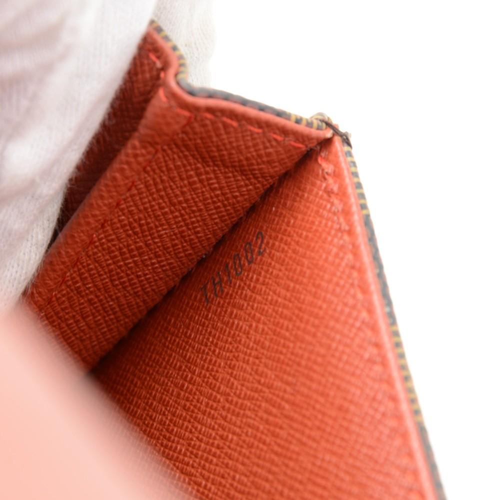 Louis Vuitto Tribeca Carre Shoulder Bag