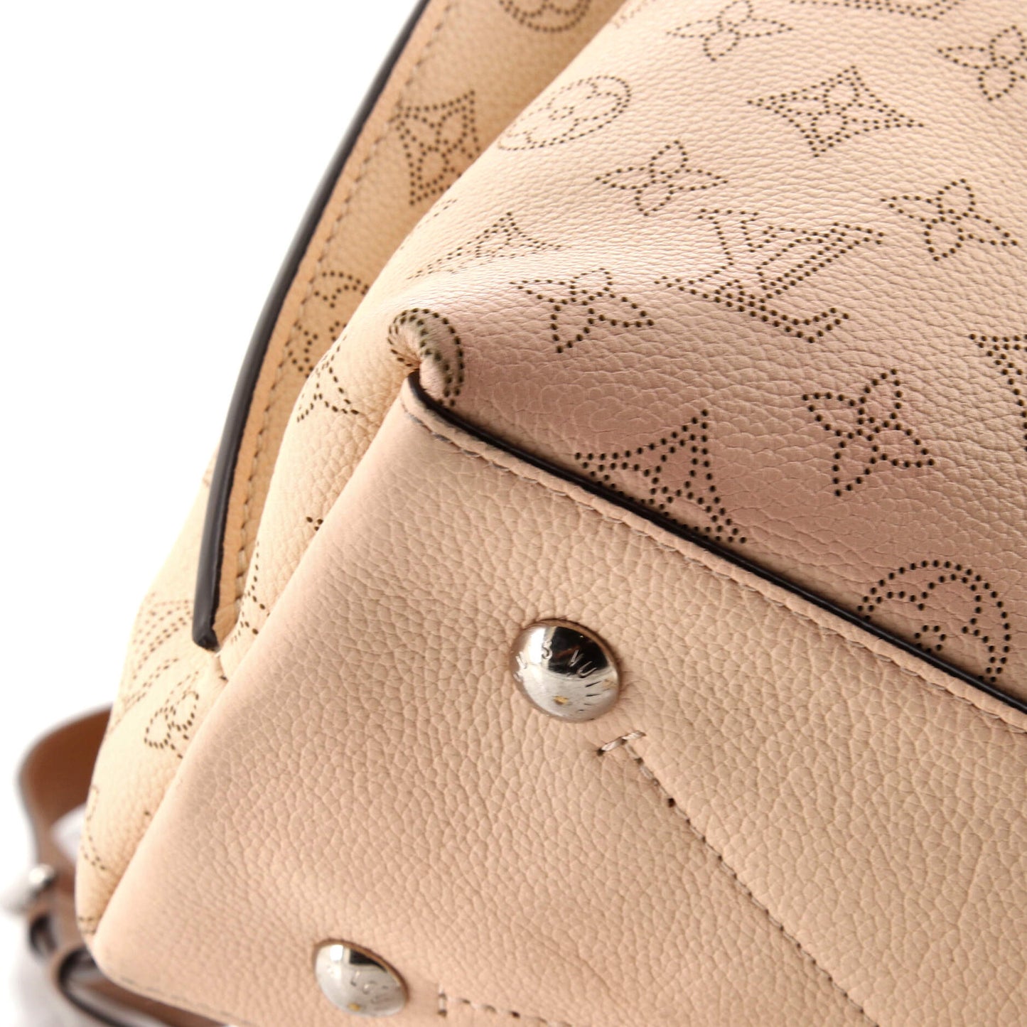 Louis Vuitton Muria Bucket Bag Flight Mode Mahina Leather