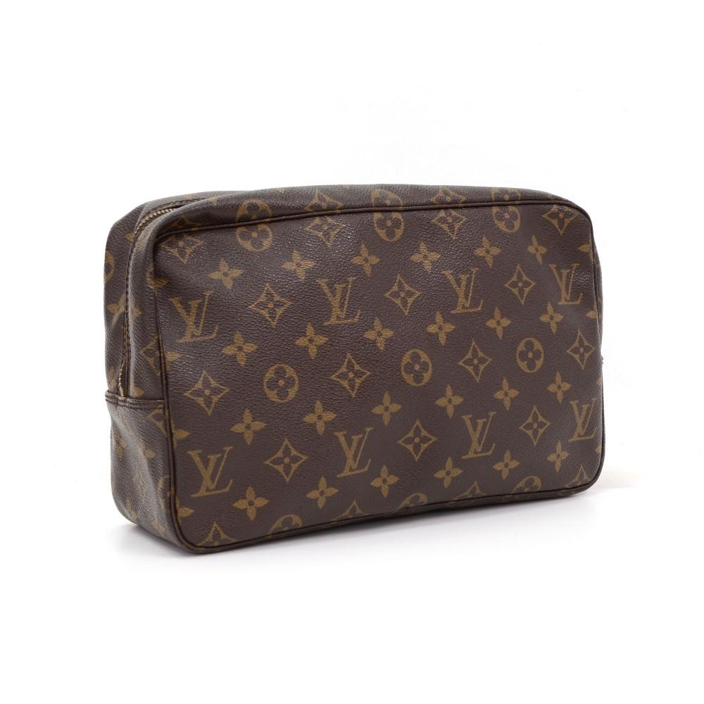 Louis Vuitto Trousse Toilette 28 Monogram Canvas Cosmetic Pouch
