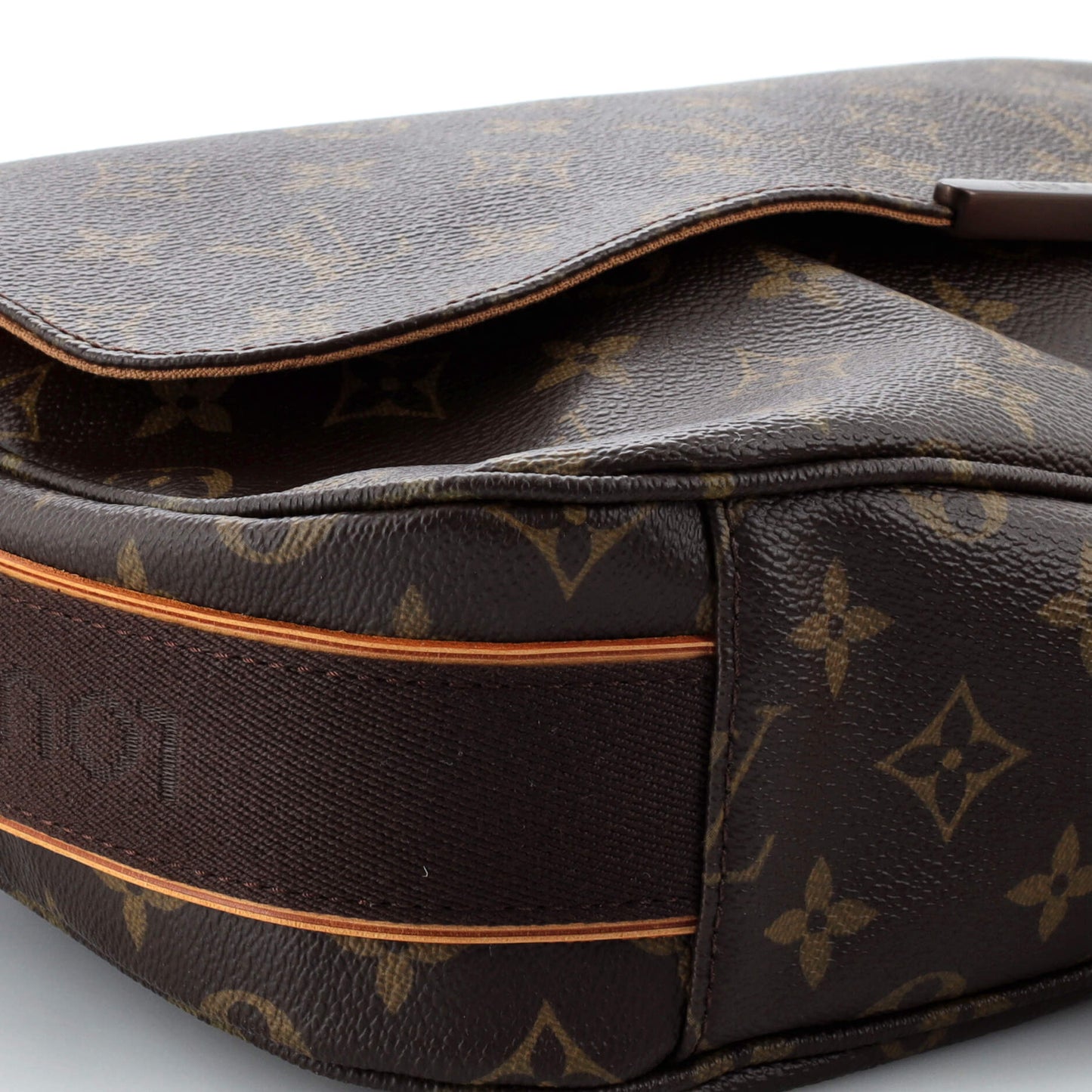 Louis Vuitton Beaubourg Messenger Bag Monogram Canvas MM