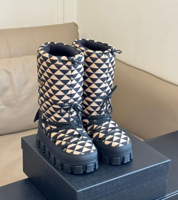 GlamyWomen Shoes - 174