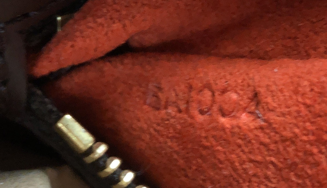 Louis Vuitton Manosque Handbag Damier GM
