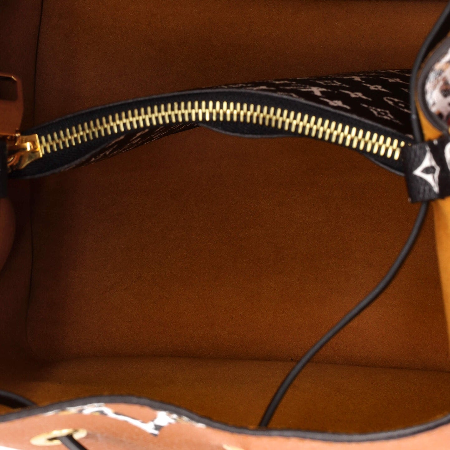 Louis Vuitton NeoNoe Handbag Limited Edition Jungle Monogram Giant