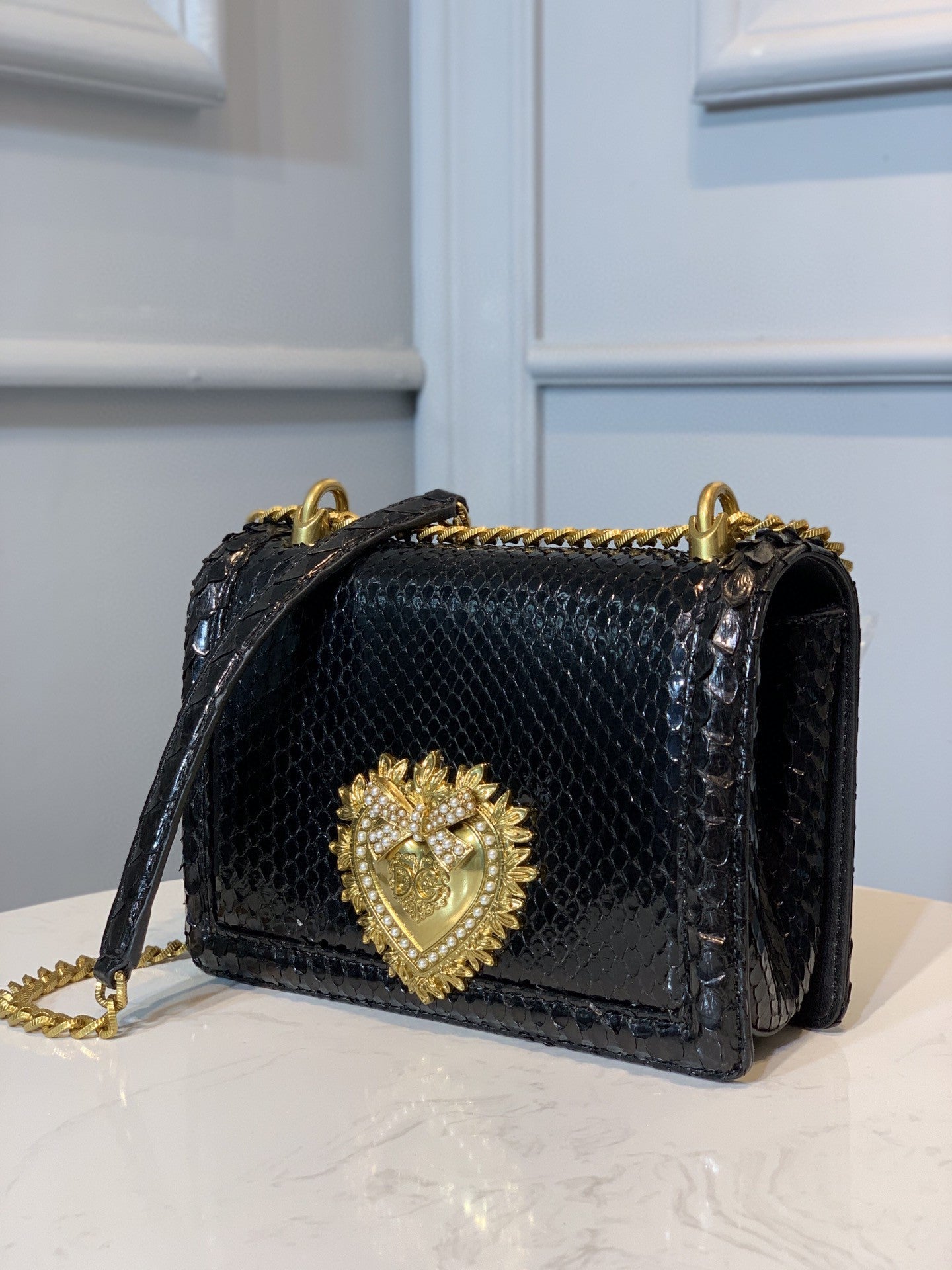 GLAMI MeGLAMIum Devotion Crossbody Bag Black For Women 8.3in/21cm GLAMI